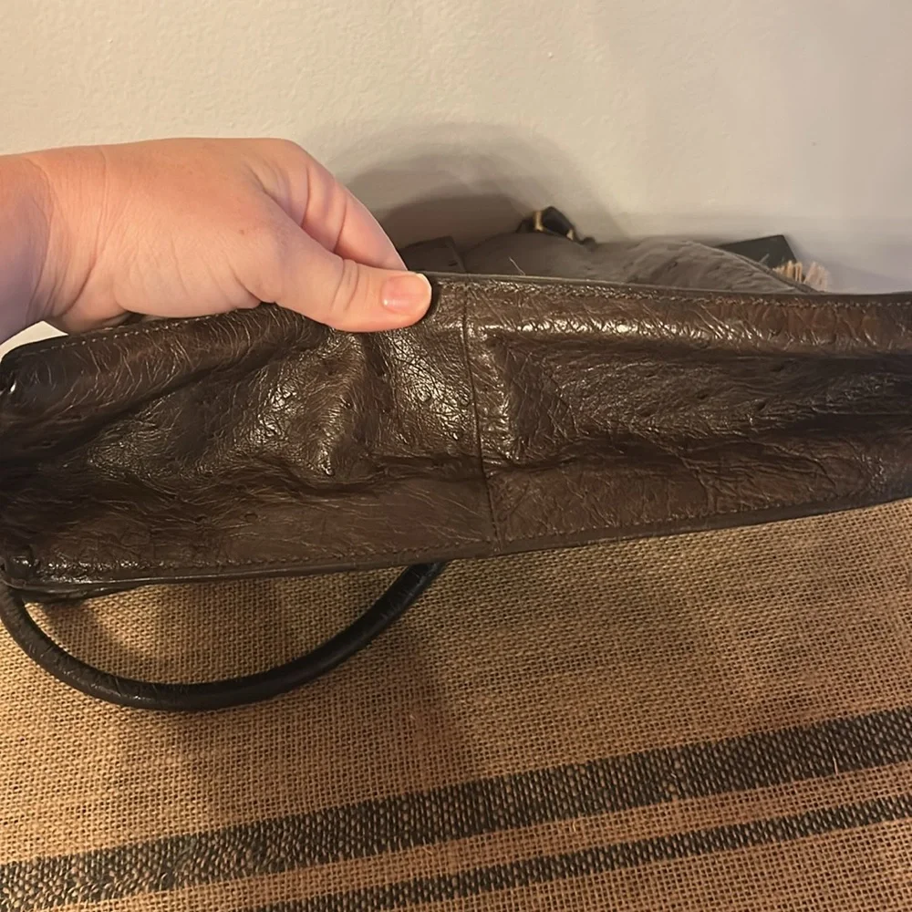[mauro governo for SUAREZ] VINTAGE Elegant Brown Ostrich Leather Purse